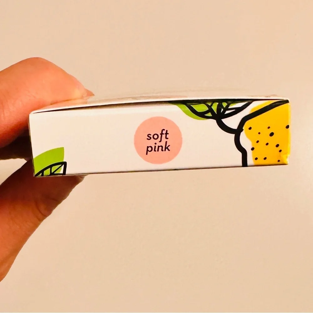 Elizabeth Mott Blush in Soft Pink